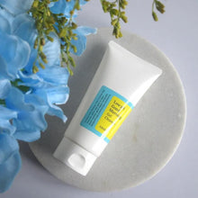 Load image into Gallery viewer, COSRX Low pH Good Morning Gel Cleanser