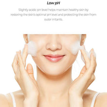 Load image into Gallery viewer, COSRX Low pH Good Morning Gel Cleanser