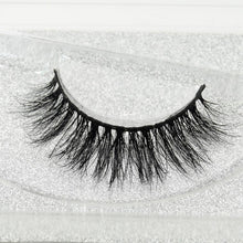 Load image into Gallery viewer, VISOFREE Dramatic False Mink Eyelashes