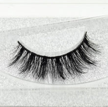 Load image into Gallery viewer, VISOFREE Dramatic False Mink Eyelashes