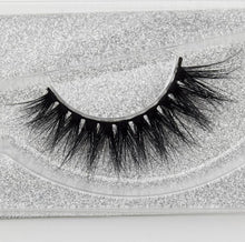 Load image into Gallery viewer, VISOFREE Dramatic False Mink Eyelashes