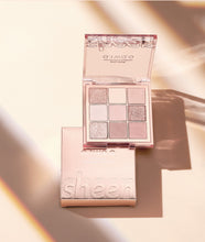 Load image into Gallery viewer, O.TWO.O Sheen 9 Color Eyeshadow Palette