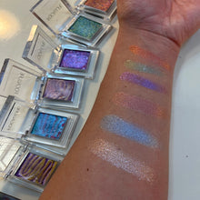 Load image into Gallery viewer, focallure planet shimmer eyeshadow shades