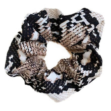 Load image into Gallery viewer, Leopard Hair Scrunchies