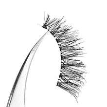 Load image into Gallery viewer, Soft Natural Look False Lashes (5 pairs)